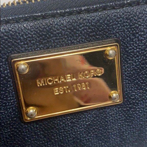 Michael Kors Wallet - Picture 6 of 6